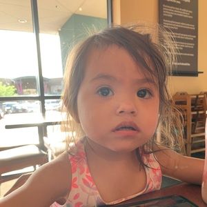 Meet your Posher, Ariana